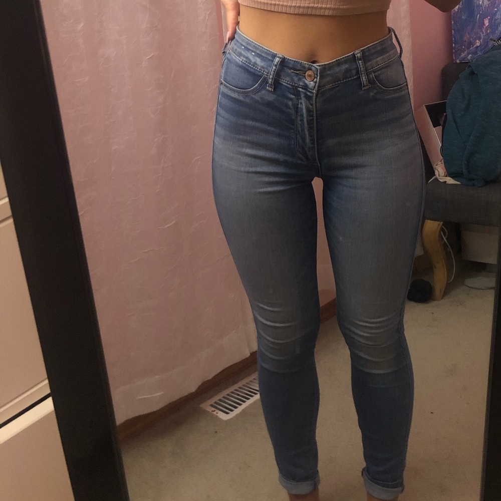 abercrombie & fitch high rise, light wash jeggings